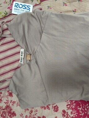 Derek Heart Taupe Short Sleeve V-Neck Top